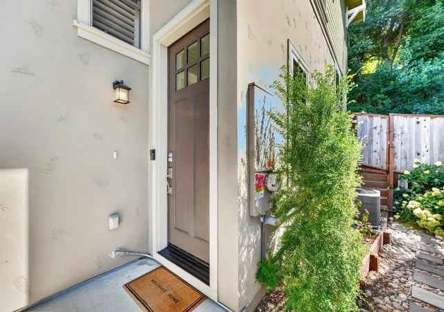 3rd image of 912 Lundy Ln, Scotts Valley, CA 95066 | MLS# ML82055524