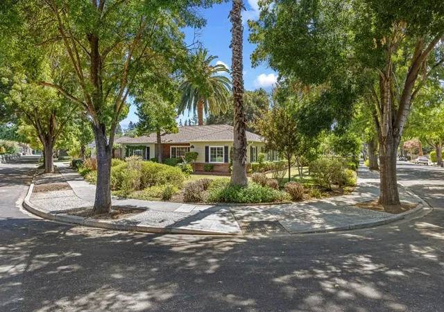 5th image of 905 El Rio Dr, San Jose, CA 95125 | MLS# ML82055812