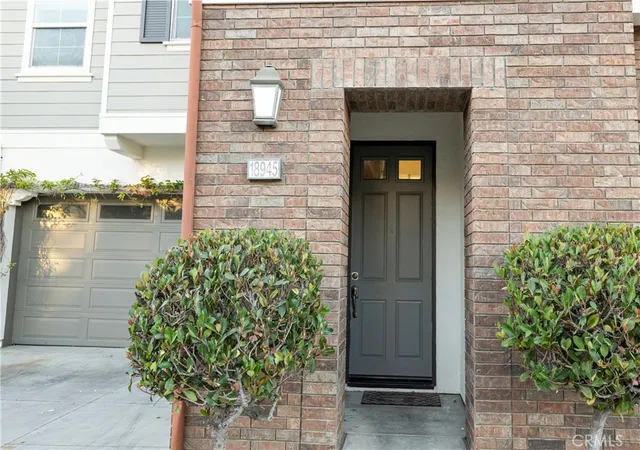 4th image of 18945 Northern Dancer Ln, Yorba Linda, CA 92886 | MLS# OC26165134
