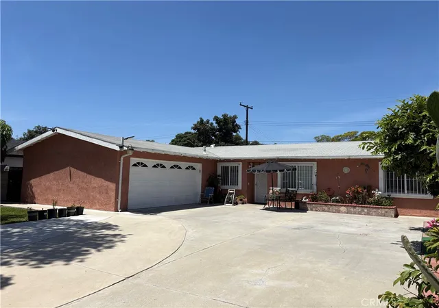 Photo 1 of Single family home for sale at 1622 S Pacific, Santa Ana, CA 92704 | MLS# PW26163623 | Listing updated on 2026-09-27