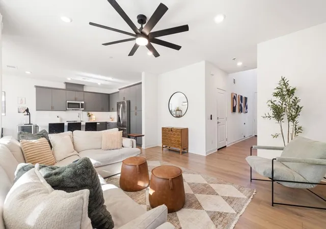 Photo 1 of Single family home for sale at 76321 Oxford Ln, Palm Desert, CA 92211 | MLS# 219150810DA | Listing updated on 2026-09-19