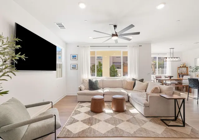 Photo 2 of Single family home for sale at 76321 Oxford Ln, Palm Desert, CA 92211 | MLS# 219150810DA | Listing updated on 2026-09-19