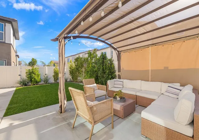 Photo 3 of Single family home for sale at 76321 Oxford Ln, Palm Desert, CA 92211 | MLS# 219150810DA | Listing updated on 2026-09-19