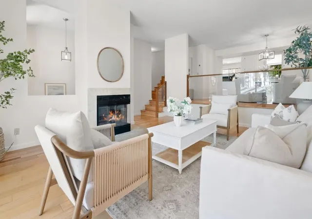 Photo 4 of Townhouse for sale at 1125 Via Tornasol, Aptos, CA 95003 | MLS# ML82055856 | Listing updated on 2026-10-12
