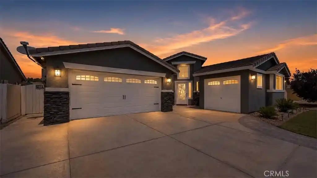 Photo 1 of Single family home for sale at 13230 Dos Palmas, Victorville, CA 92392 | MLS# IG26165313 | Listing updated on 2026-10-11