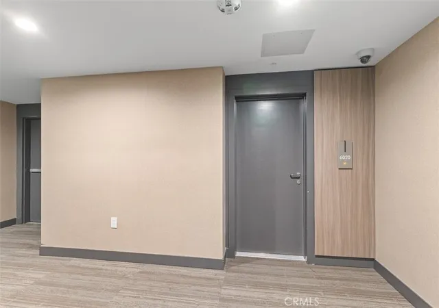 Photo 3 of Condo for sale at 39 S Los Robles Ave #6020, Pasadena, CA 91101 | MLS# OC26162879 | Listing updated on 2026-09-27