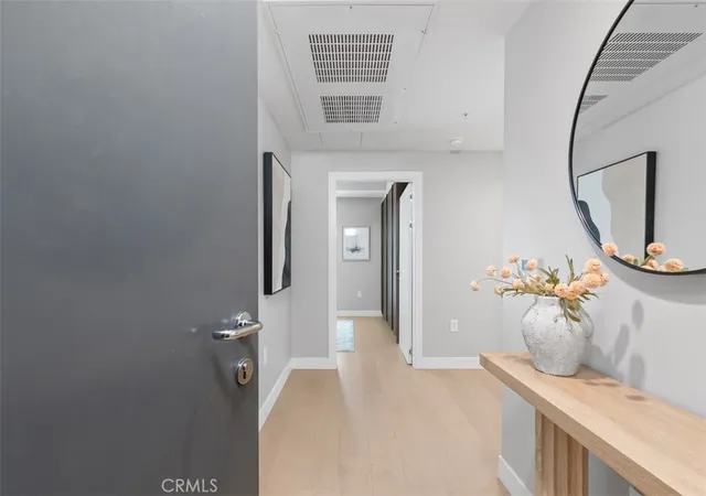 Photo 4 of Condo for sale at 39 S Los Robles Ave #6020, Pasadena, CA 91101 | MLS# OC26162879 | Listing updated on 2026-09-27