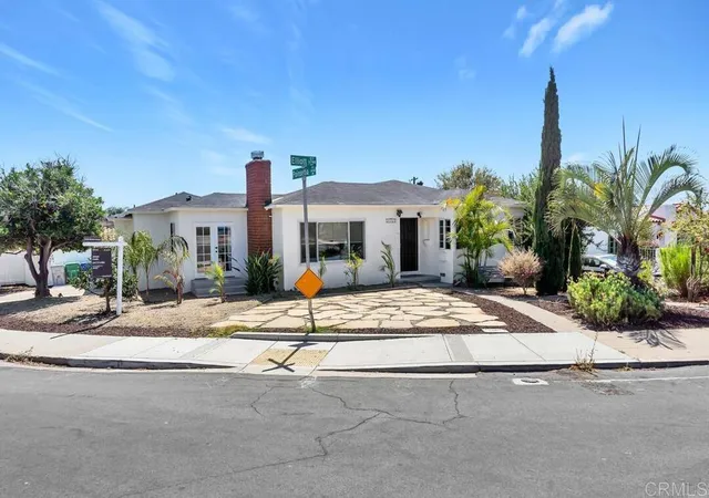 Photo 2 of Single family home for sale at 3765 Elliott St, San Diego, CA 92106 | MLS# PTP2605716 | Listing updated on 2026-08-04