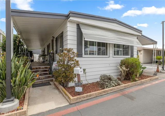 Photo 3 of Manufactured home for sale at 3050 W Ball Rd #133, Anaheim, CA 92804 | MLS# PW26164135 | Listing updated on 2026-10-03