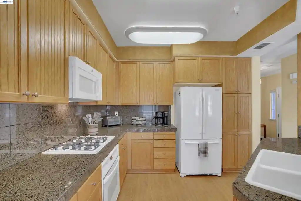 Listing Photo 2 - Condo for sale in 24 Meritage Cmn located at 24 Meritage Cmn, Livermore, CA 94551 - Unit #1403