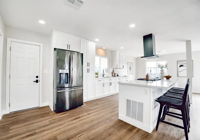 Photo 3 of Manufactured home for sale at 445 Orange Ave #SPC 10, Chula Vista, CA 91911 | MLS# PTP2605720 | Listing updated on 2026-10-06