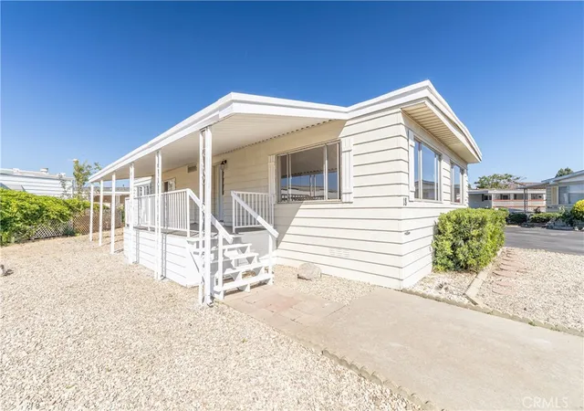 Photo 3 of Manufactured home for sale at 1701 S Thornburg #18, Santa Maria, CA 93458 | MLS# PI26165478 | Listing updated on 2026-09-06