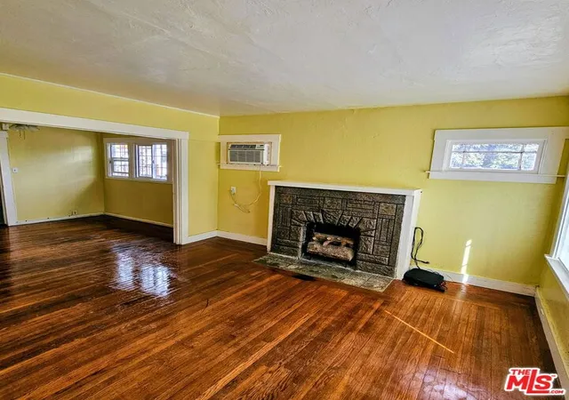 Photo 1 of Single family home for sale at 917 107th Avenue, Oakland, CA 94603 | MLS# 26865889 | Listing updated on 2026-10-08