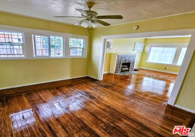 Photo 3 of Single family home for sale at 917 107th Avenue, Oakland, CA 94603 | MLS# 26865889 | Listing updated on 2026-10-08