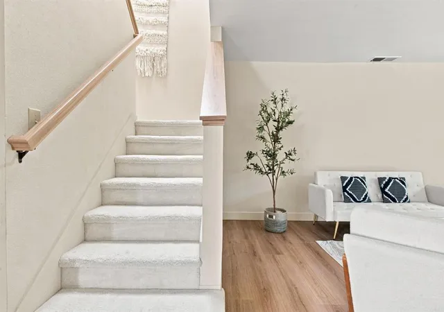 Photo 3 of Sale Pending at 16089 Caminito De Linda, San Diego, CA 92128 | MLS# PTP2605732 | Listing updated on 2026-09-10