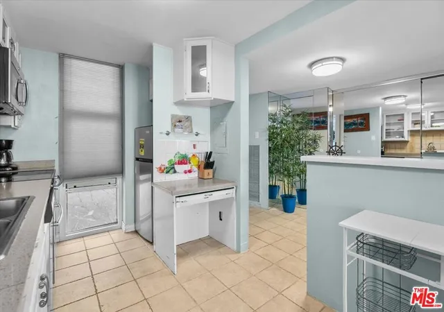 Photo 3 of Condo for sale at 4314 Marina City Dr #326, Marina Del Rey, CA 90292 | MLS# 26865969 | Listing updated on 2026-09-21