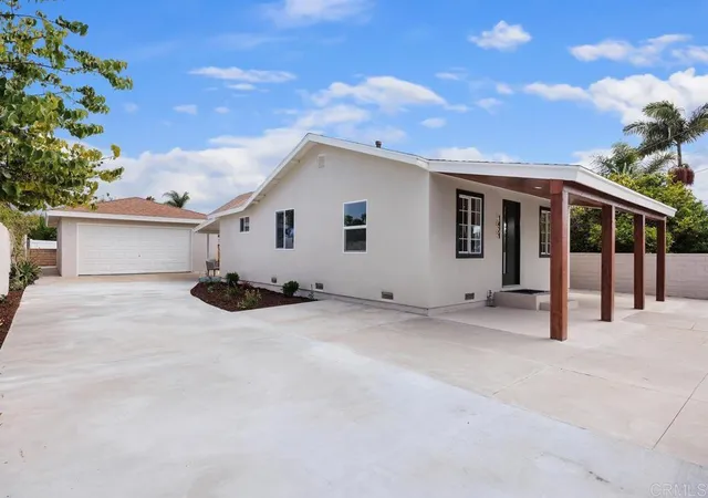 Photo 3 of Single family home for sale at 1421 Puls St, Oceanside, CA 92058 | MLS# NDP2607137 | Listing updated on 2026-10-11