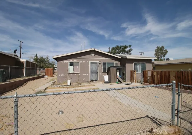 Photo 2 of Single family home for sale at 610 Chateau, Barstow, CA 92311 | MLS# HD26165704 | Listing updated on 2026-10-06