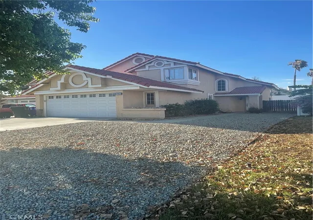 2nd image of 14932 Dandelion Ct, Fontana, CA 92336 | MLS# CV26165819
