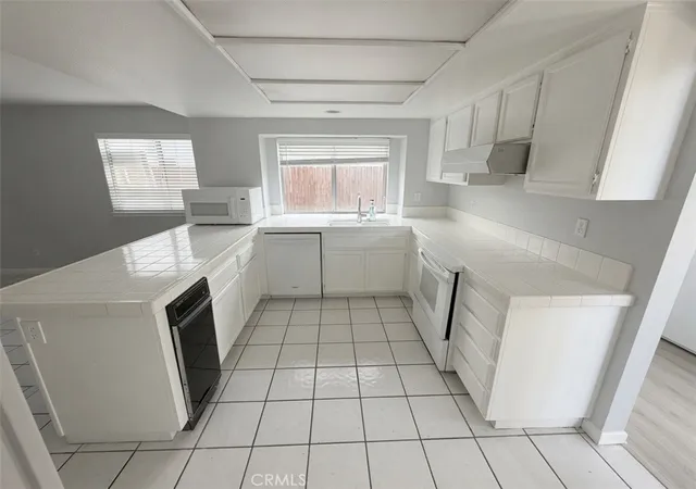 5th image of 14932 Dandelion Ct, Fontana, CA 92336 | MLS# CV26165819