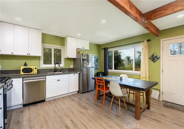 Photo 4 of Single family home for sale at 1005 W Sumner, Lake Elsinore, CA 92530 | MLS# IG26165764 | Listing updated on 2026-10-01