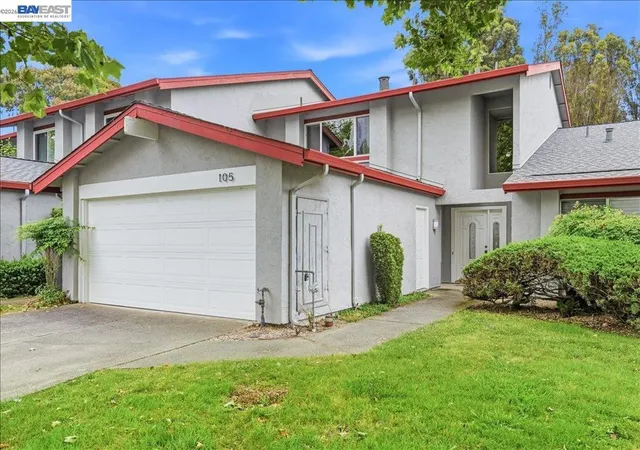 Townhouse for sale at 105 Rosario Ct, San Ramon, CA 94583 | MLS# 41143252