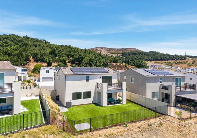 Photo 2 of Single family home for sale at 598 Meadowood, Fallbrook, CA 92028 | MLS# OC26165894 | Listing updated on 2026-09-27