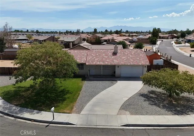 Photo 3 of Single family home for sale at 14168 Tu Su, Apple Valley, CA 92307 | MLS# CV26165885 | Listing updated on 2026-10-07