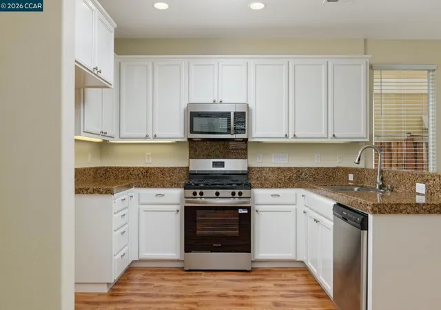 Photo 2 of Sale Pending at 452 Chestnut St, Brentwood, CA 94513 | MLS# 41143269 | Listing updated on 2026-10-01