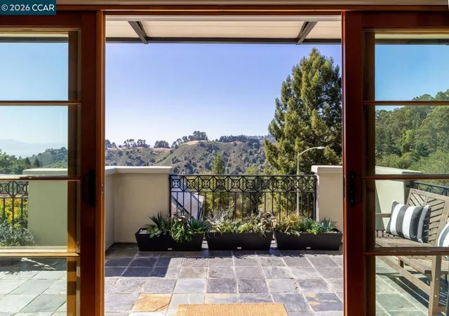 3rd image of 7174 Norfolk Rd, Berkeley, CA 94705 | MLS# 41143274