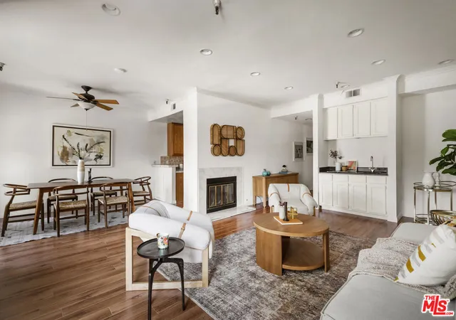 Listing Photo 1 - Condo for sale in building located at 14630 Dickens St, Sherman Oaks, CA 91403 - Unit #202