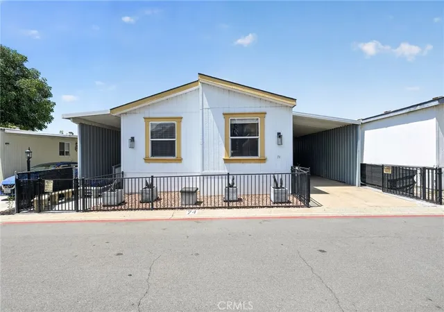 Photo 2 of Manufactured home for sale at 10767 Jamacha Blvd #74, Spring Valley, CA 91978 | MLS# SW26164006 | Listing updated on 2026-09-18