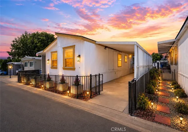 Photo 3 of Manufactured home for sale at 10767 Jamacha Blvd #74, Spring Valley, CA 91978 | MLS# SW26164006 | Listing updated on 2026-09-18