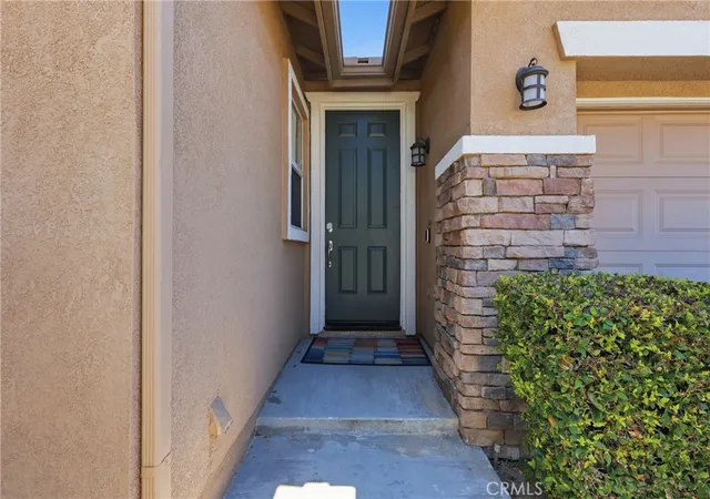 Photo 4 of Single family home for sale at 32077 Poppy Way, Lake Elsinore, CA 92532 | MLS# PW26166011 | Listing updated on 2026-10-02