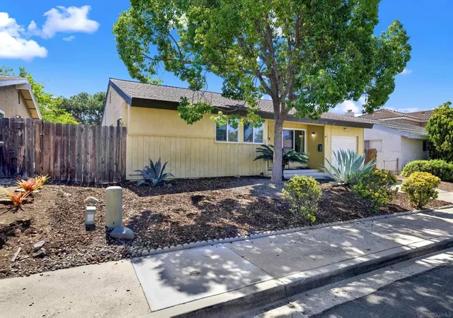 Photo 2 of Single family home for sale at 13351 Silver Lake Dr, Poway, CA 92064 | MLS# 260018539SD | Listing updated on 2026-10-08