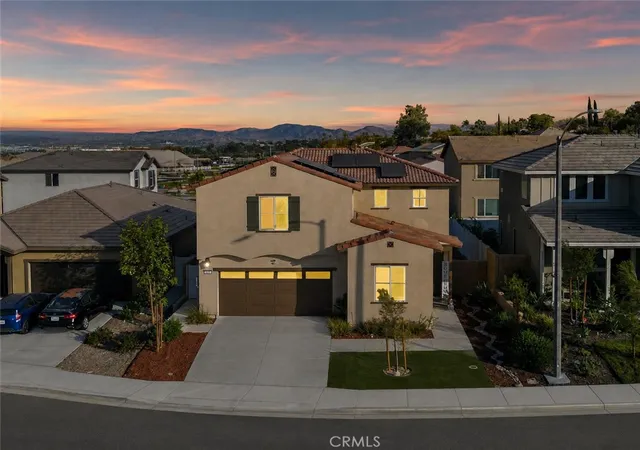 3rd image of 385 Cachuma Ct, Rialto, CA 92377 | MLS# IG26166018