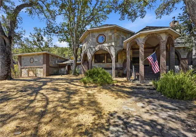 Photo 1 of Manufactured home for sale at 3725 Spring Valley, Clearlake Oaks, CA 95423 | MLS# LC26166002 | Listing updated on 2026-10-06