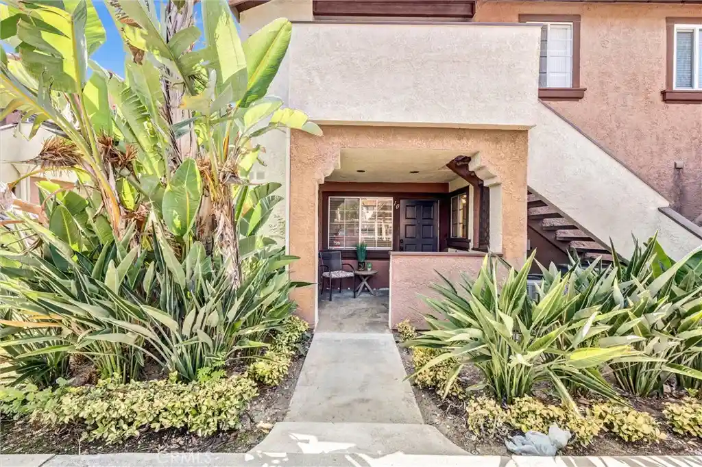 Listing Photo 1 - Condo for sale in 10 Flor De Mar located at 10 Flor De Mar, Rancho Santa Margarita, CA 92688 - Unit 10 Flor De Mar