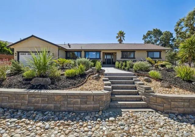 Photo 4 of Single family home for sale at 3120 Oak Leaf Ct, Morgan Hill, CA 95037 | MLS# ML82055966 | Listing updated on 2026-10-11