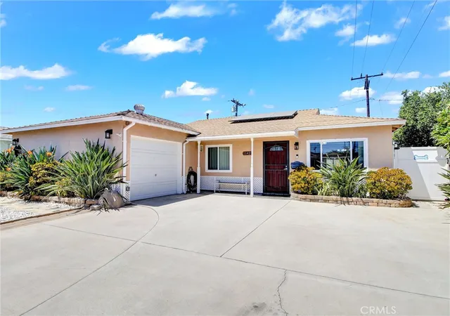 Photo 3 of Single family home for sale at 11421 Alburtis, Norwalk, CA 90650 | MLS# IG26166142 | Listing updated on 2026-10-03