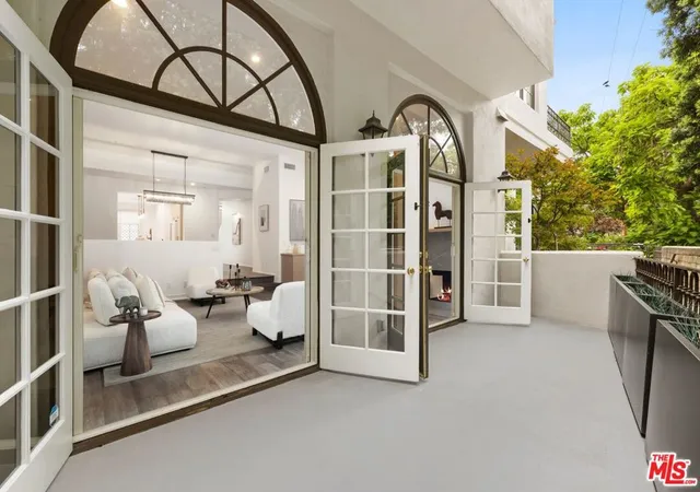 Photo 2 of Condo for sale at 14100 Dickens St #2, Sherman Oaks, CA 91423 | MLS# 26865775 | Listing updated on 2026-09-25