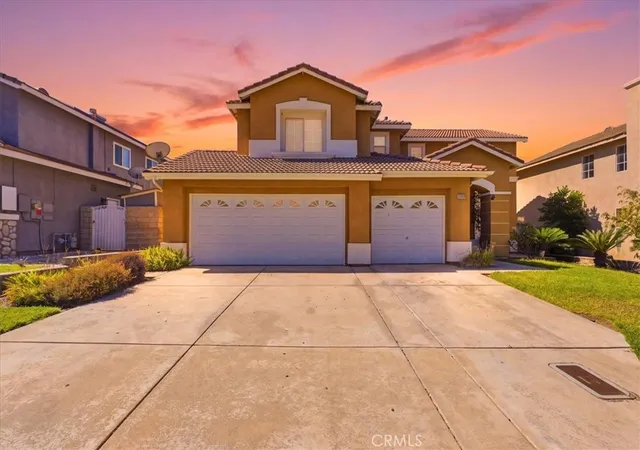 Photo 2 of Single family home for sale at 14993 Oak Spring, Fontana, CA 92336 | MLS# IV26166202 | Listing updated on 2026-10-04
