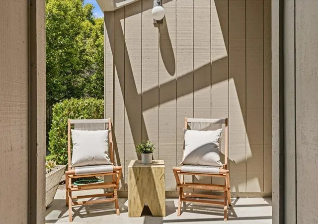 4th image of 392 N Whisman Rd, Mountain View, CA 94043 | MLS# ML82052335