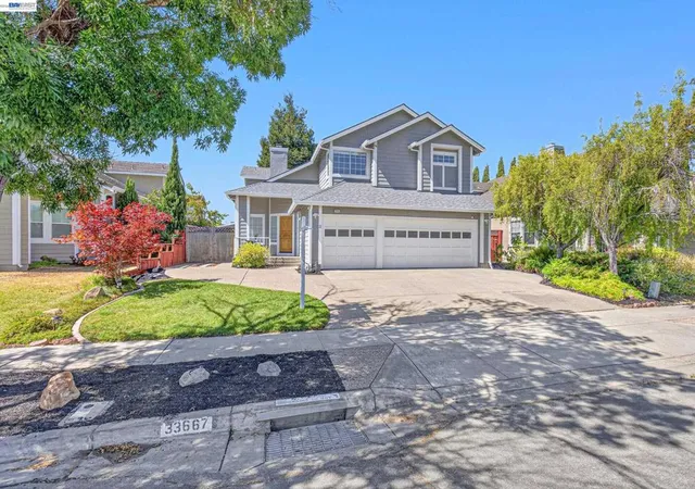 3rd image of 33667 Mello Way, Fremont, CA 94555 | MLS# 41143308