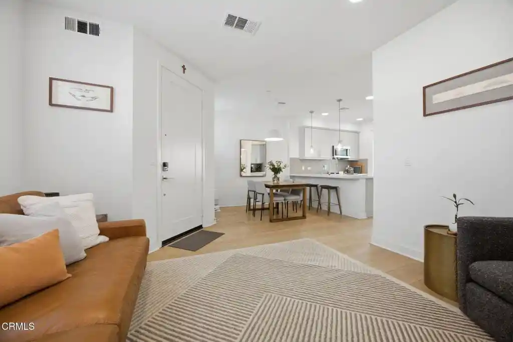 Condo for sale at 1230 E Thompson Blvd #103, Ventura, CA 93001 | MLS# V1-37898