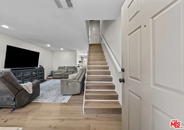 1st image of 19124 Hamlin St #4, Reseda, CA 91335 | MLS# 26866285