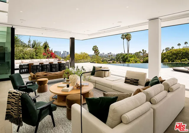Photo 4 of Single family home for sale at 1200 Laurel Way, Beverly Hills, CA 90210 | MLS# 26865667 | Listing updated on 2026-10-05