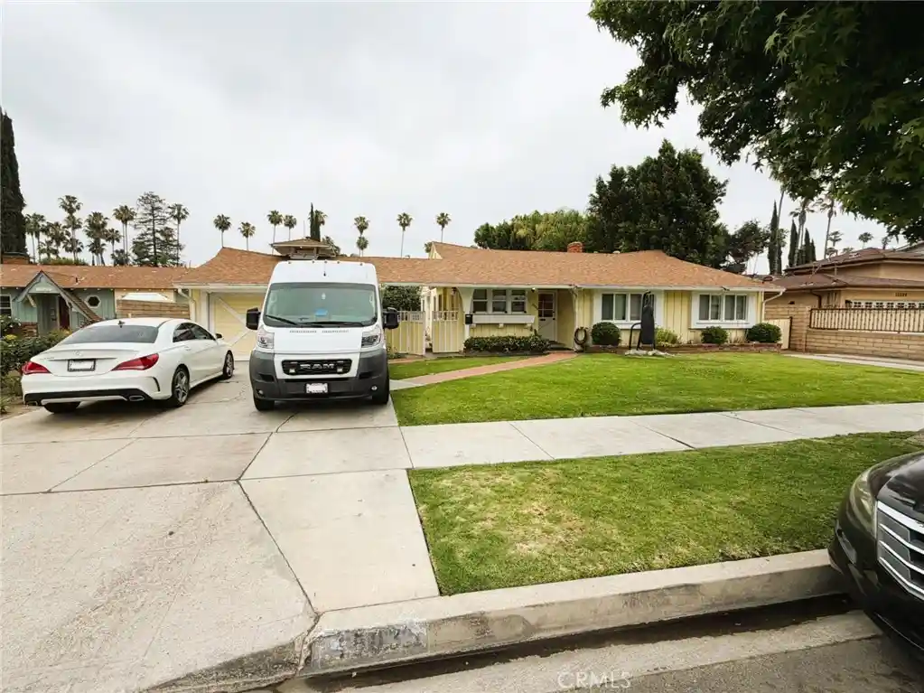Photo 1 of Single family home for sale at 15035 Gilmore St, Van Nuys, CA 91411 | MLS# SR26166334 | Listing updated on 2026-08-28