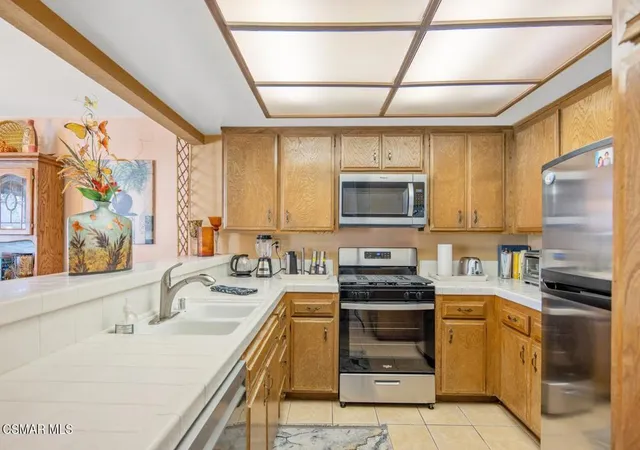 Photo 3 of Townhouse for sale at 474 Artisan Rd #19, Newbury Park, CA 91320 | MLS# 226003623 | Listing updated on 2026-09-25
