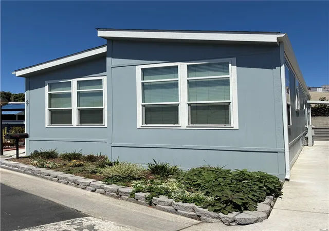 Photo 2 of Manufactured home for sale at 2767 W 1st Street #67, Santa Ana, CA 92703 | MLS# OC26166401 | Listing updated on 2026-09-09
